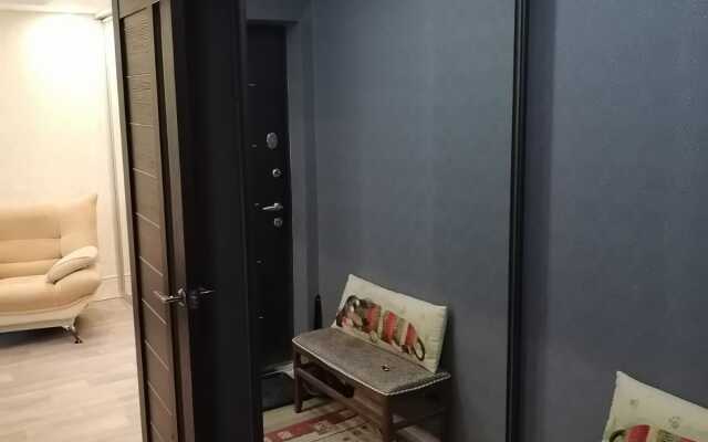 V Tikhom Meste Flat