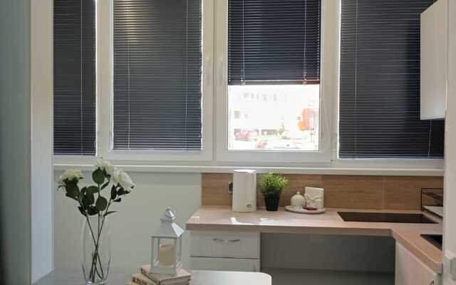 Апартаменты Яркая Студия