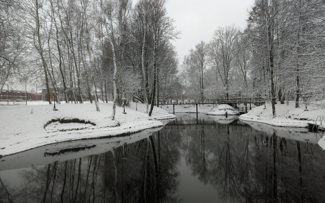 Частный дом Дом у озера