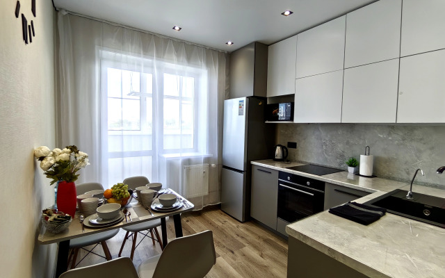 Stilnaya I Uyutnaya Ryadom S Tsentrom Flat