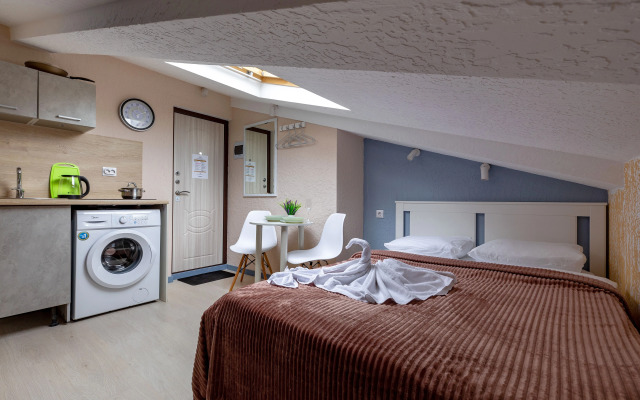 Mentor  Apartments