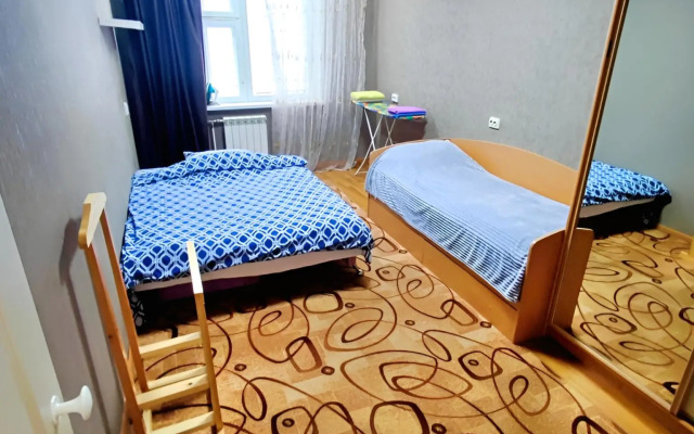 Квартира трехкомнатная  в Челнах