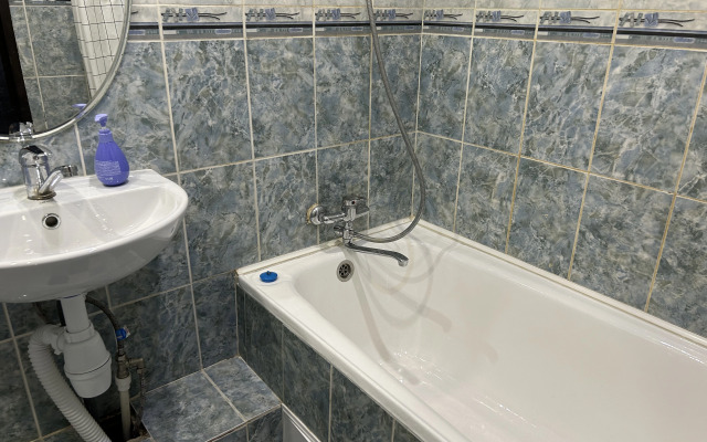 Uyutnaya s panoramnym vidom na tsentr goroda Flat