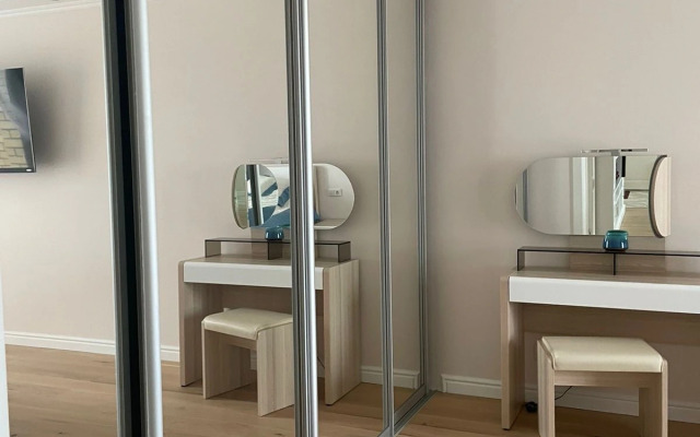 Na Solnechnoy 94 Flat