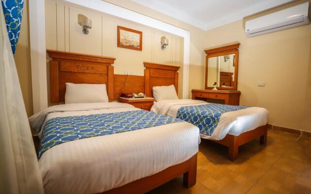 Tiba Pyramids Hotel Resort