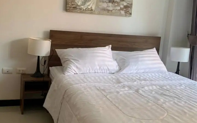 Uyutnye Apartamenty na Pkhukete Apartments