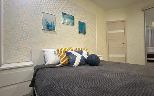 Goluboye Nebo na Shosseynoy, Yana Apart Apartments