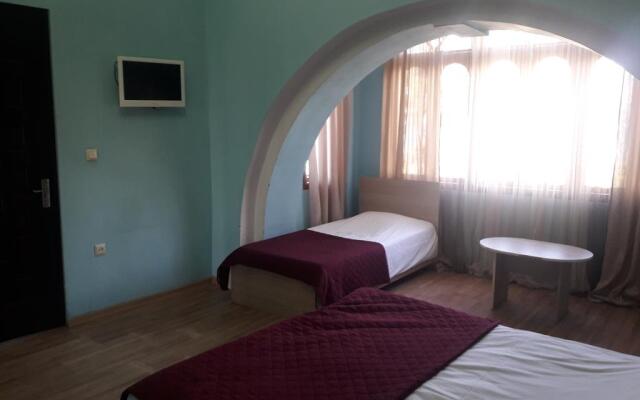 Andria Hotel