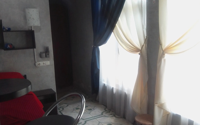 Kompaktnaya Ministudiya Vozle Vokzalov Flat