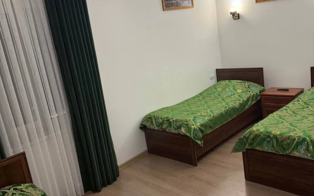 Nochleg I Zavtrak (b&b) Nigina B&b Guest House