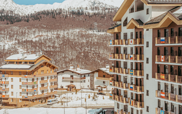 Отель Ski Inn Hotel Rosa Khutor