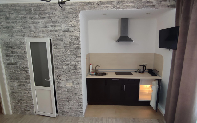 Mariya Guest House