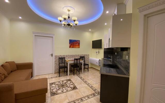 Апартаменты SAMOцвет на Кораблестроителей