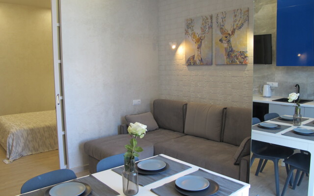 Na Bulvare Nadezhd 4/3 Apartments