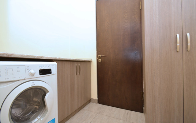 3-Komn. Na Severnom Prospekte, Hh882 Flat