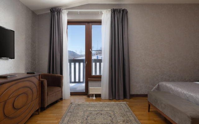 Rosa Khutor Chalet Hotel