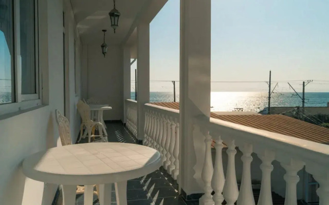 Miran Guest house