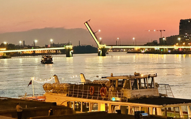 Квартира Уютная квартира у метро и разводным мостом