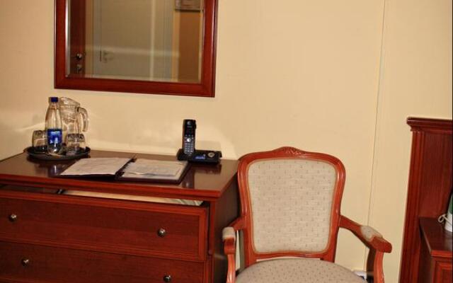 Kedr Hotel