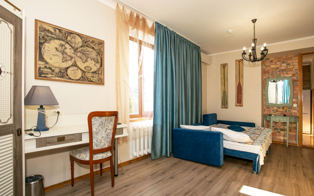 Grey-S Guest House