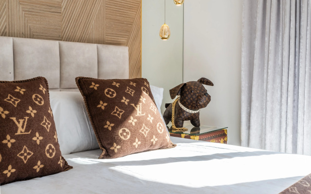 All About Villa Estrella de Oro