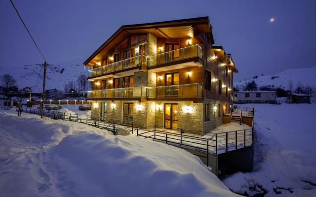 Hotel Pine chalets Gudauri