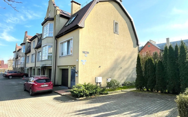Semeyny Taunkhaus  Apartments