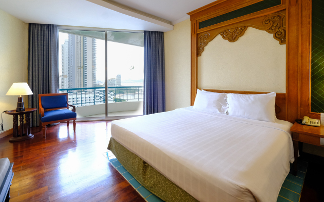 Long Beach Garden Hotel & Pavilions