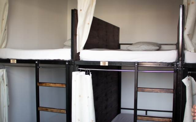 Hostel Bed & Bread