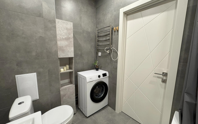Chetyrekhmestnaya Dizaynerskaya V Tsentre Goroda Flat
