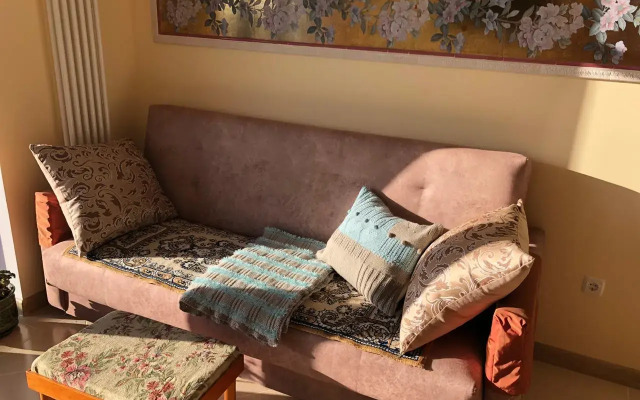 Mirabel Guest House