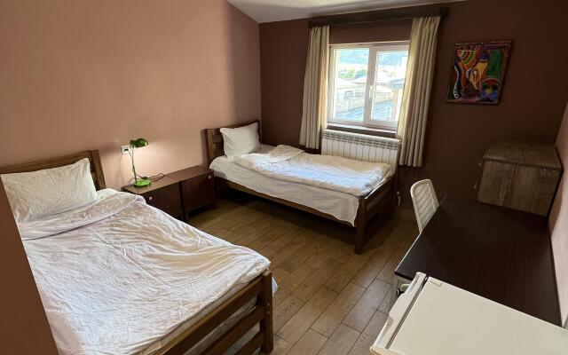 Guest house 15