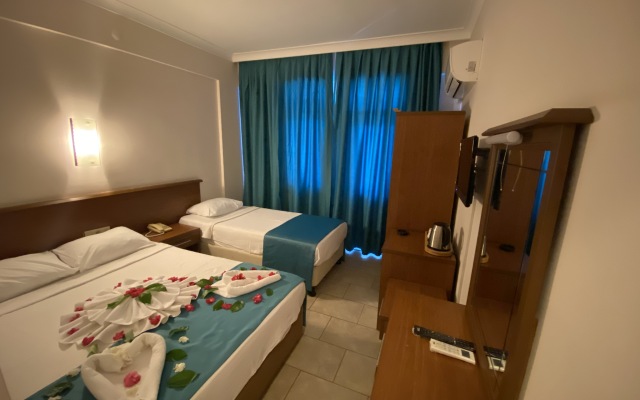 B&B Yüzbaşı Beach Hotel