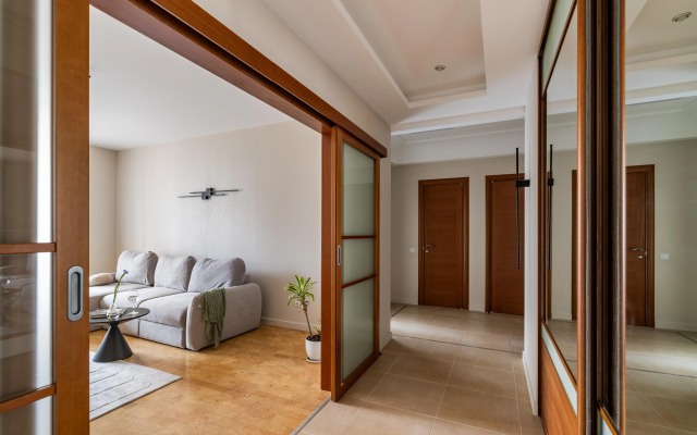 Квартира Трехкомнатная у парка 300-летия с кондиционером