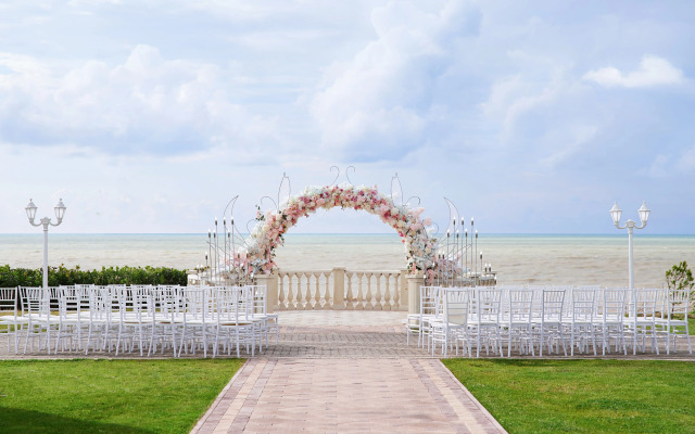 Отель Альма Дача