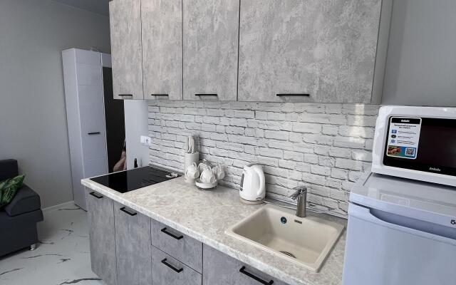 Daymond v Sochi Apartments 1