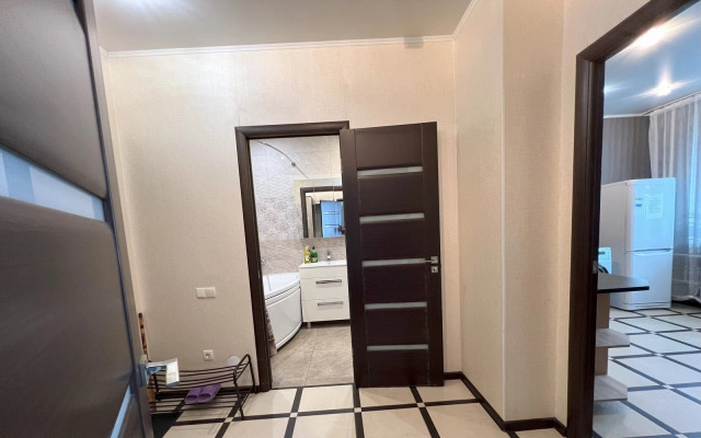 Na Ulitse Revolyutsii 3k1 Flat