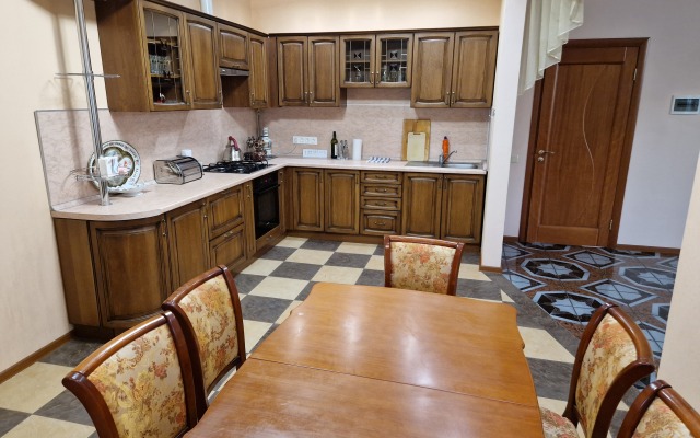 Kottedzh Na Tikhoy Guest House