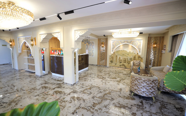 Amir Plaza Hotel