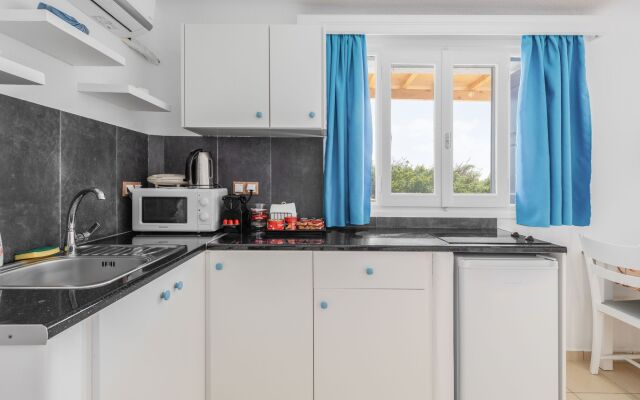 Mykonian Breeze Apart-hotel