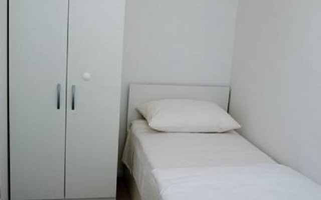 Spacious Beachfront Apartments Tanita