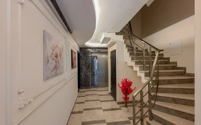 Апарт-отель Flower City Suits