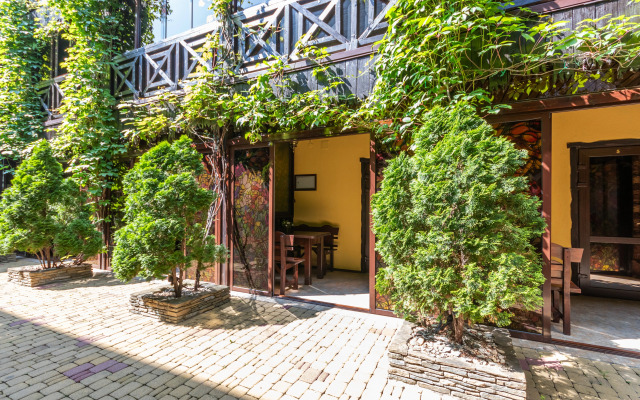 Villa Lyuchiya Guest House