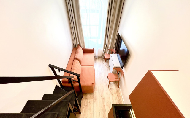 Studiya V Tsentre Pitera Sutkispb Mozhayskaya 10 Flat
