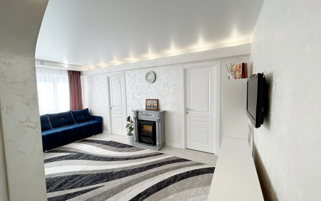 Kvartira 2-shka v tsentre Volgograda Apartments