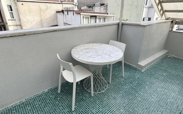 Отель White İnn Taksim