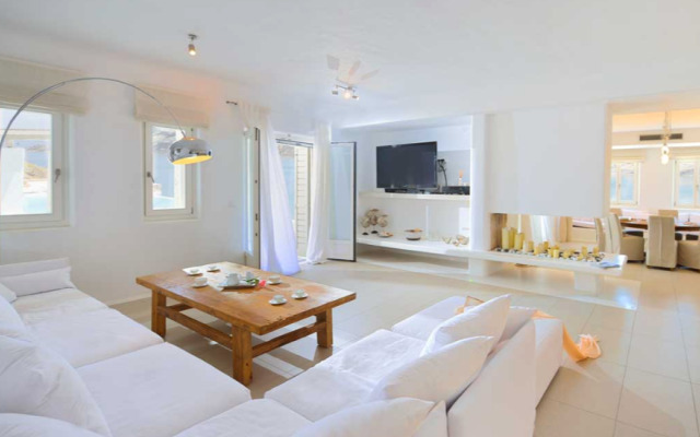 Fokos Beach Villa