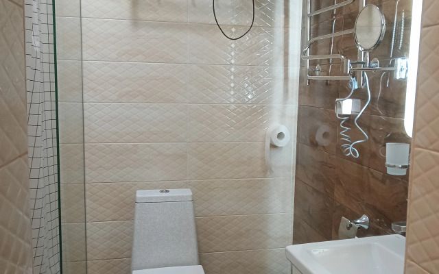 Semeinye u morya s basseinom Apartment