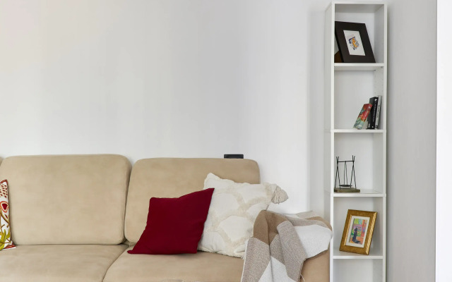 Апартаменты Белые цветы Абсалямова, у Чаши и станции метро