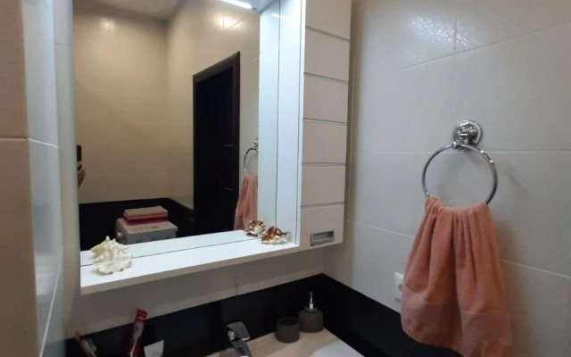 Odnokomnatnaya Kvartira V Tsentre Surguta Flat
